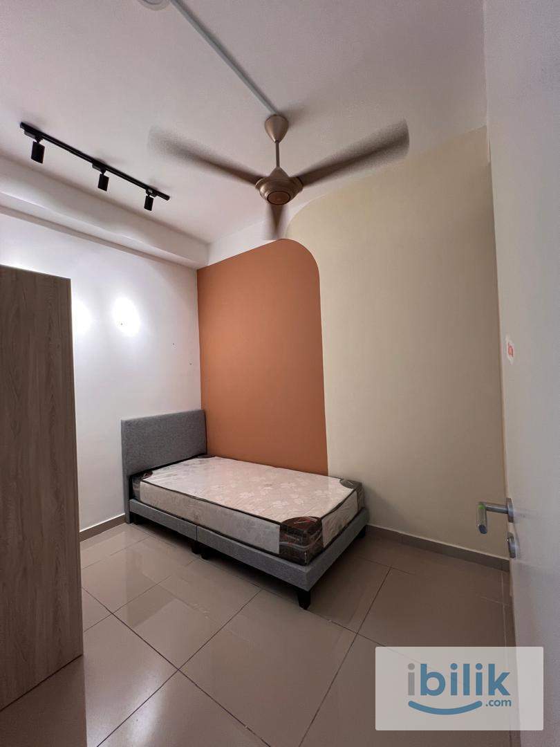 D’Erica Residence Single Room for Rent - Image 1