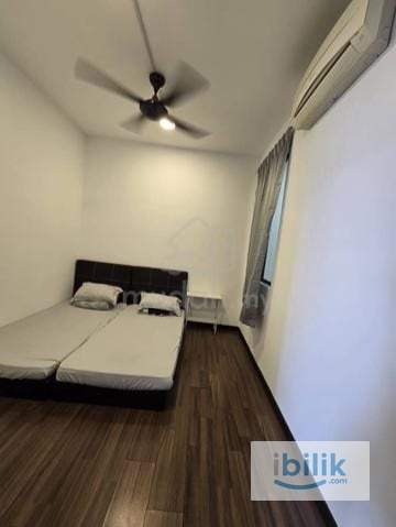 Medium Room - Image 3