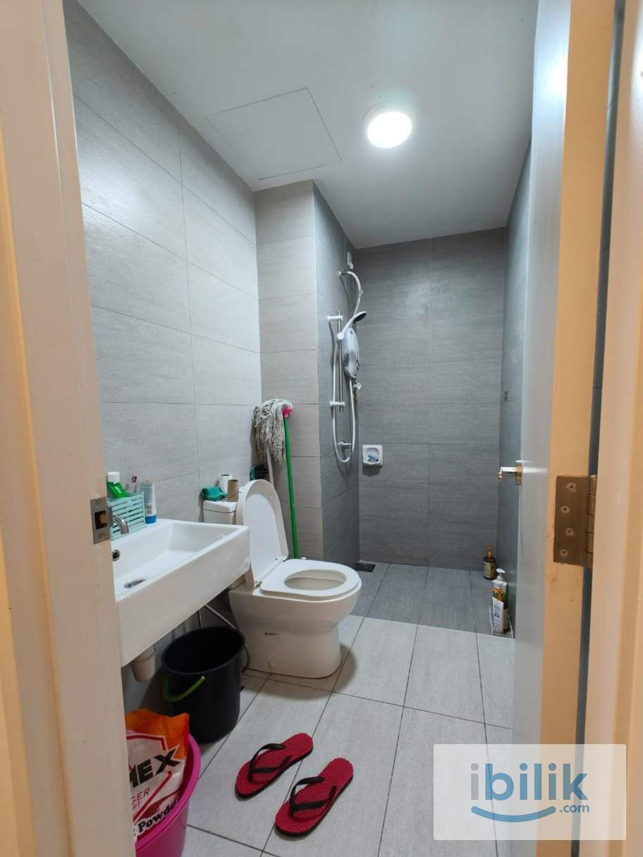 Small Room - Image 3
