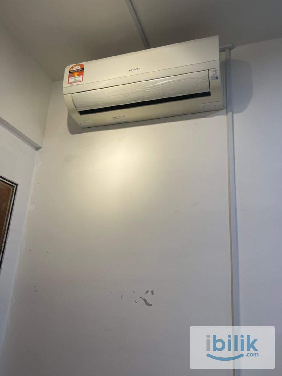Small Room - Image 4