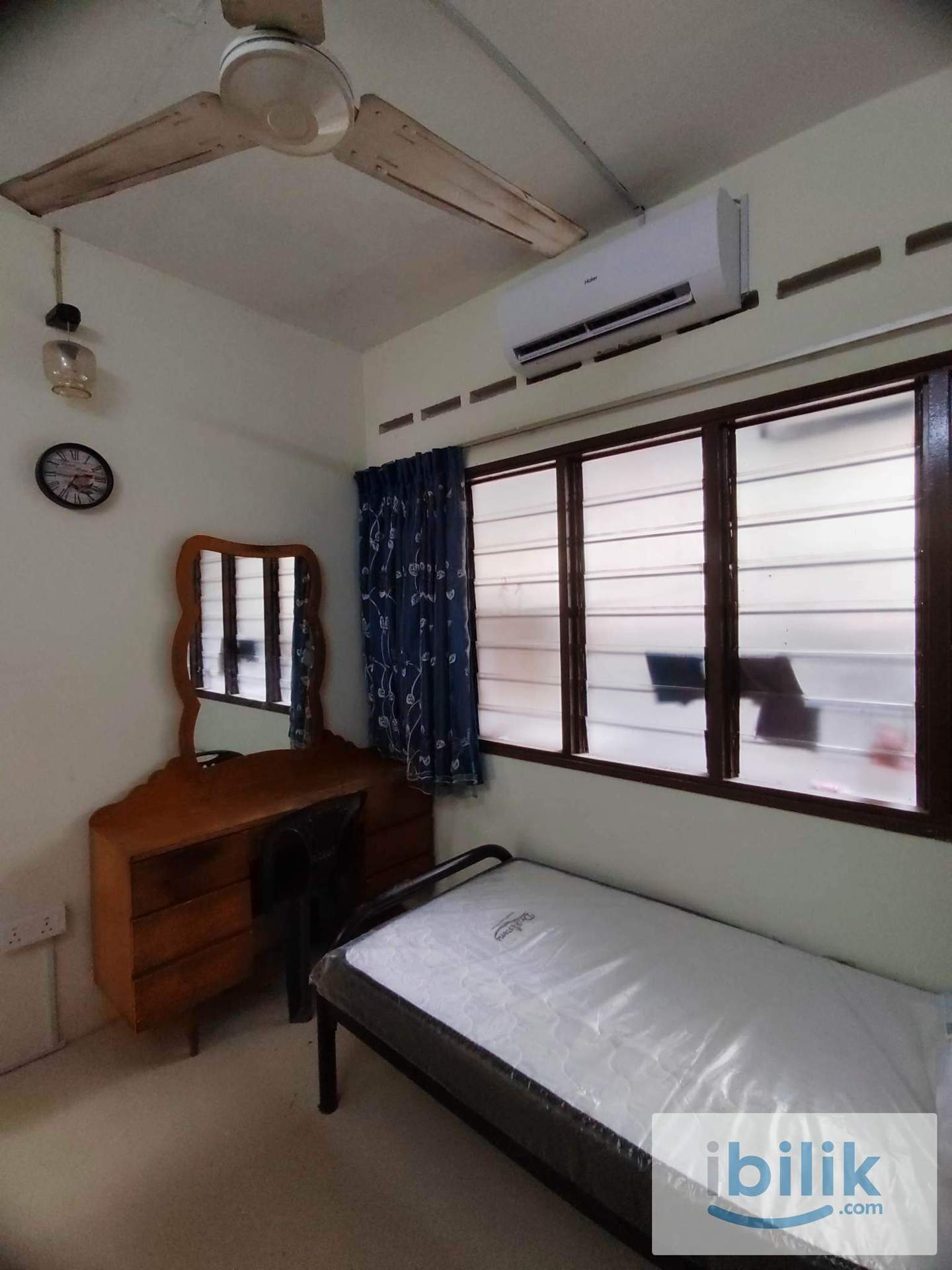 Single Bed Room with Window & A/C - Image 4
