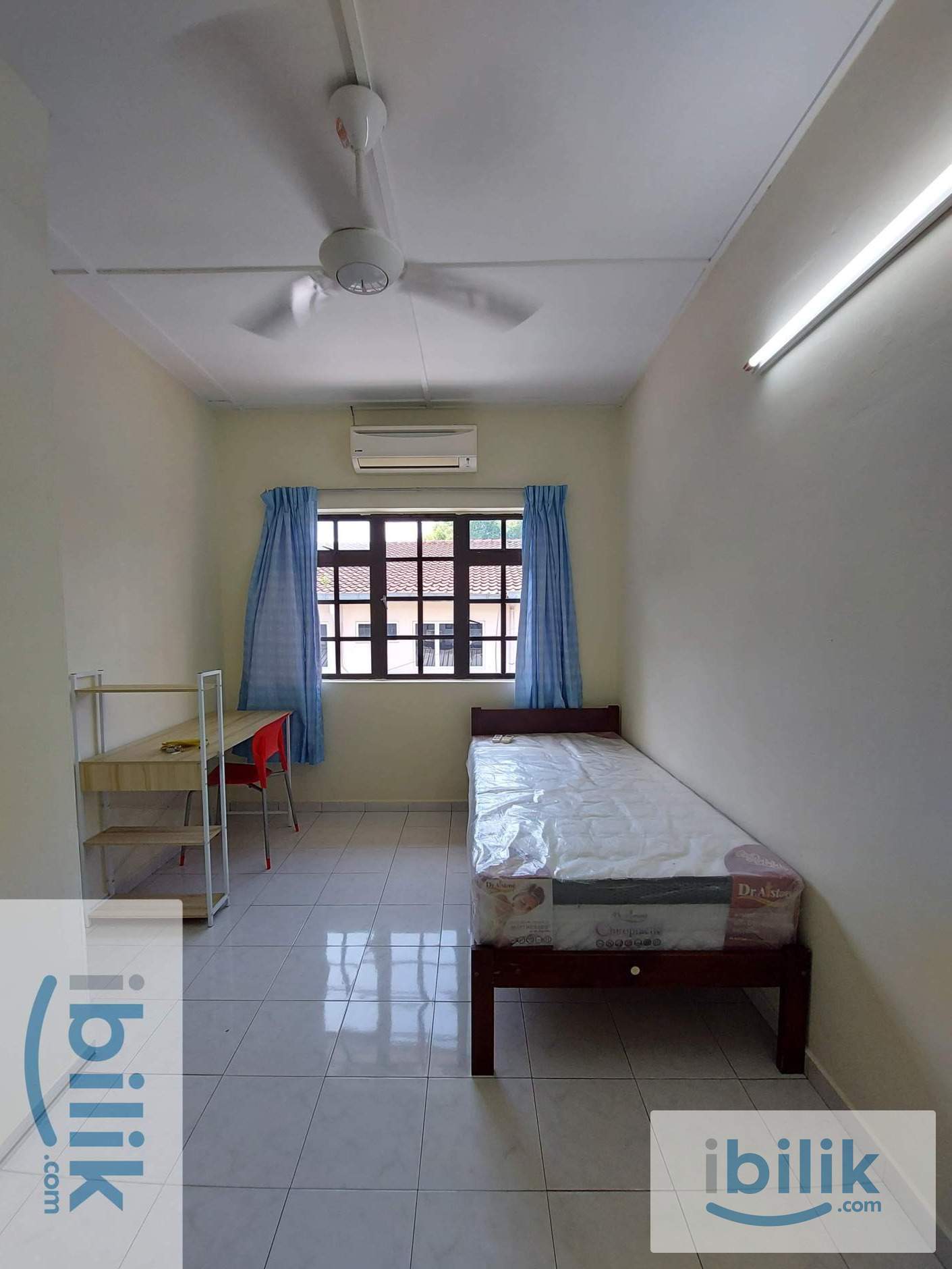 Single bed, with aircond - Image 7