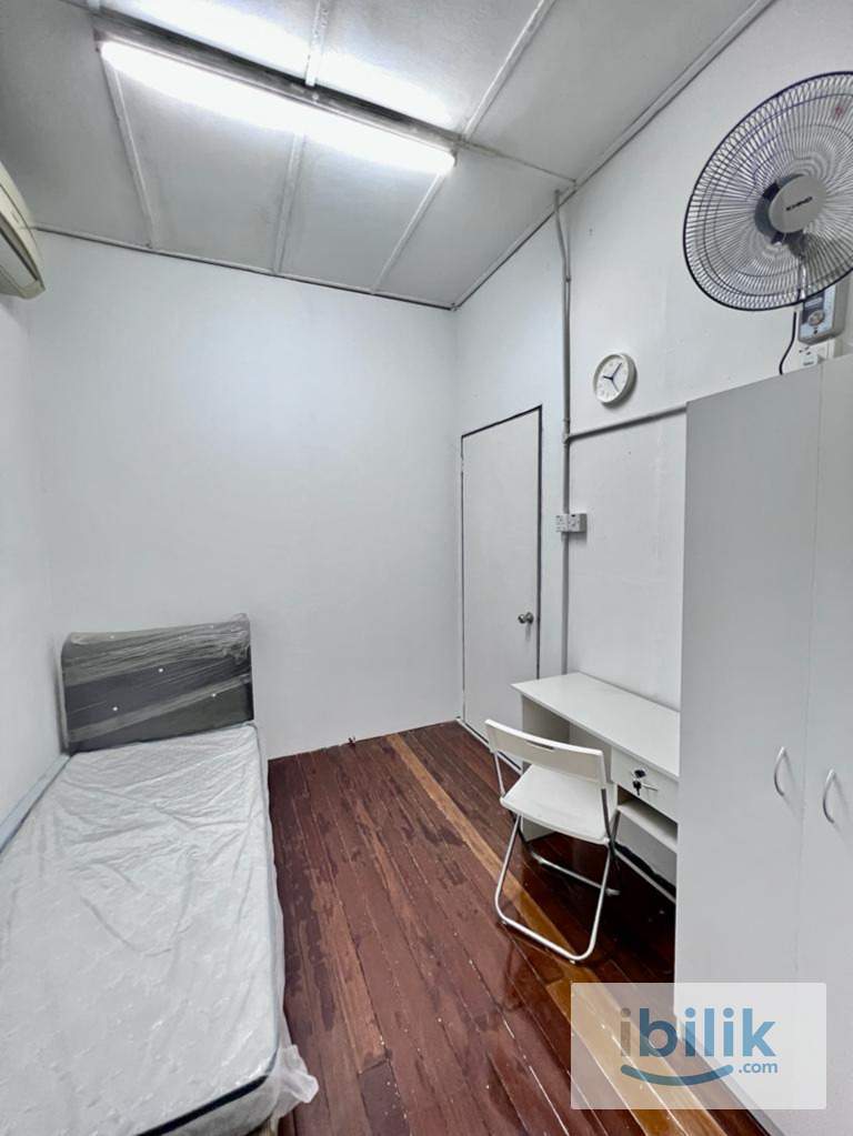 50m to LRT SS18! Fully Furnished Room @ SS14 Subang Jaya  - Image 2
