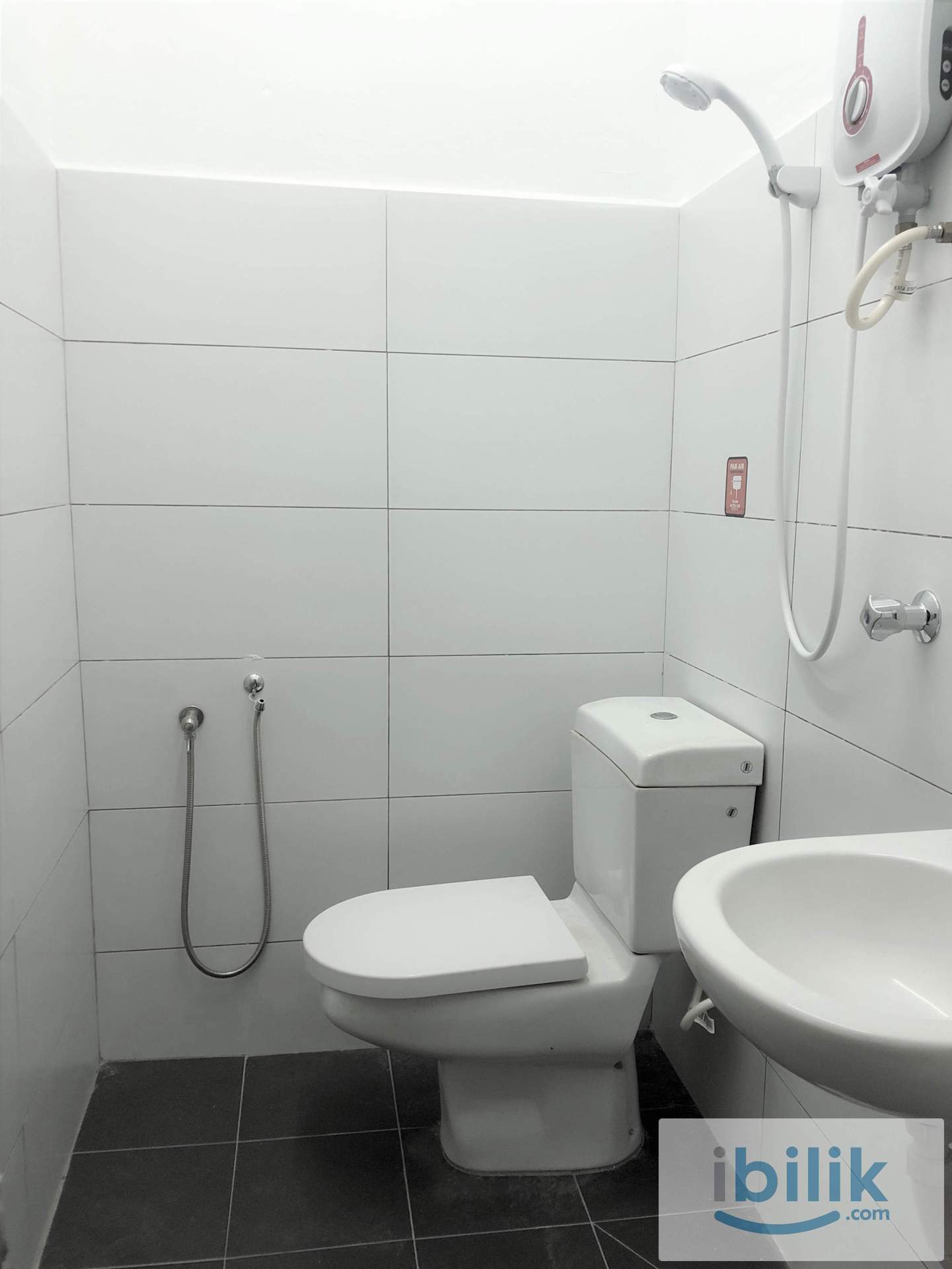 50m to LRT SS18! Fully Furnished Room @ SS14 Subang Jaya  - Image 3