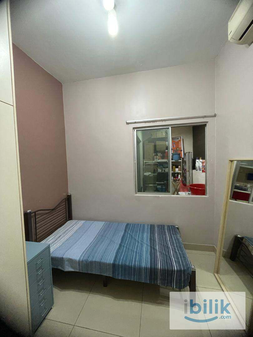 950sqft OUG Parklane (E1 orange block) 3 Bedrooms for Rent - Image 4