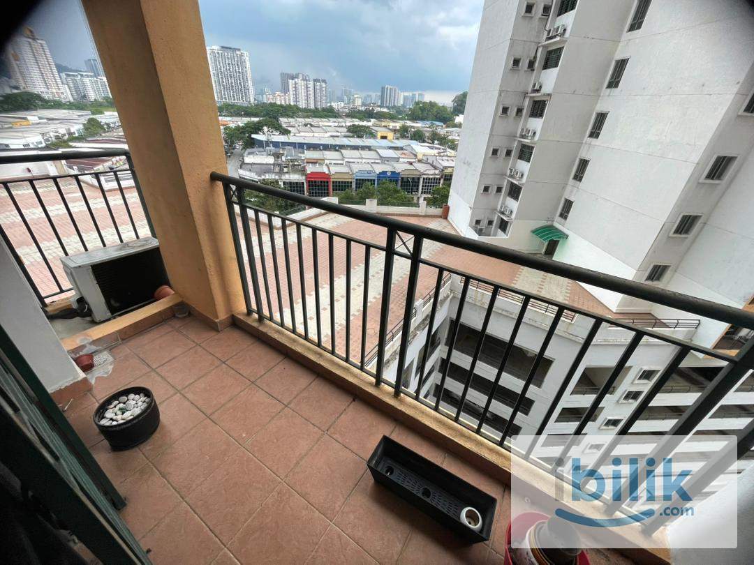 950sqft OUG Parklane (E1 orange block) 3 Bedrooms for Rent - Image 2