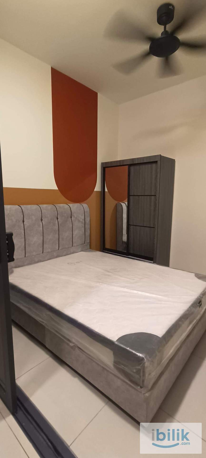 Middle room - Image 1