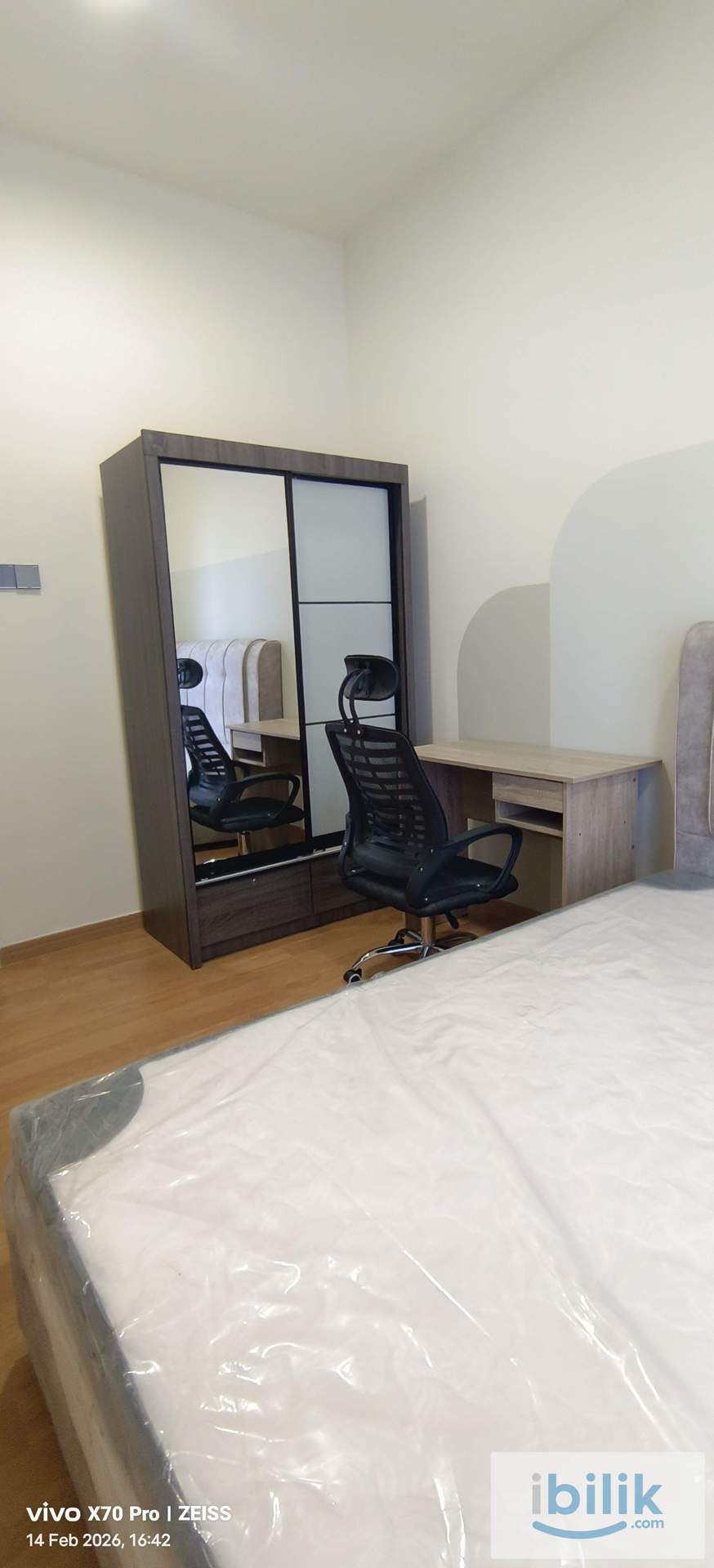 FEMALE UNIT MIDDLE ROOM - Image 2