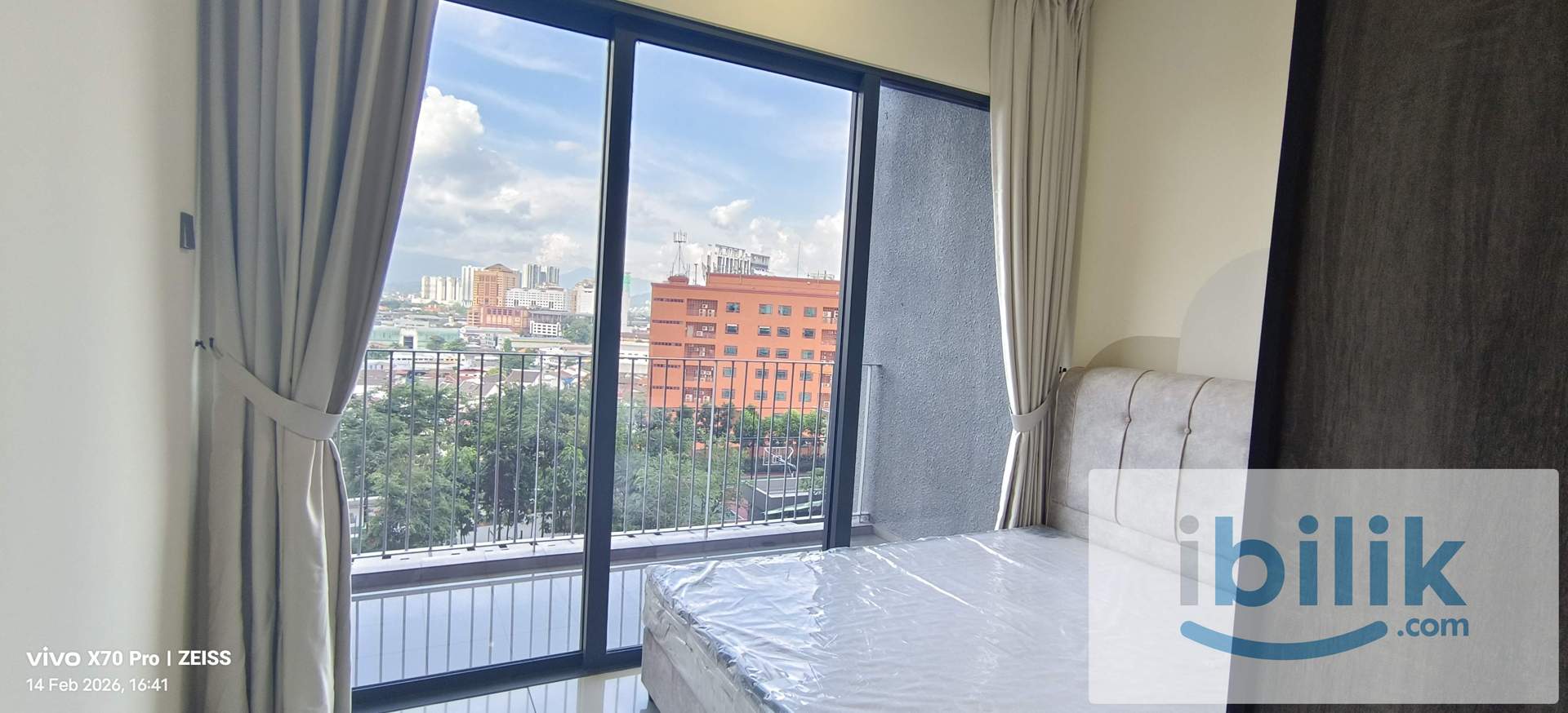 Fully furnished Female unit Balcony Room  - Image 2
