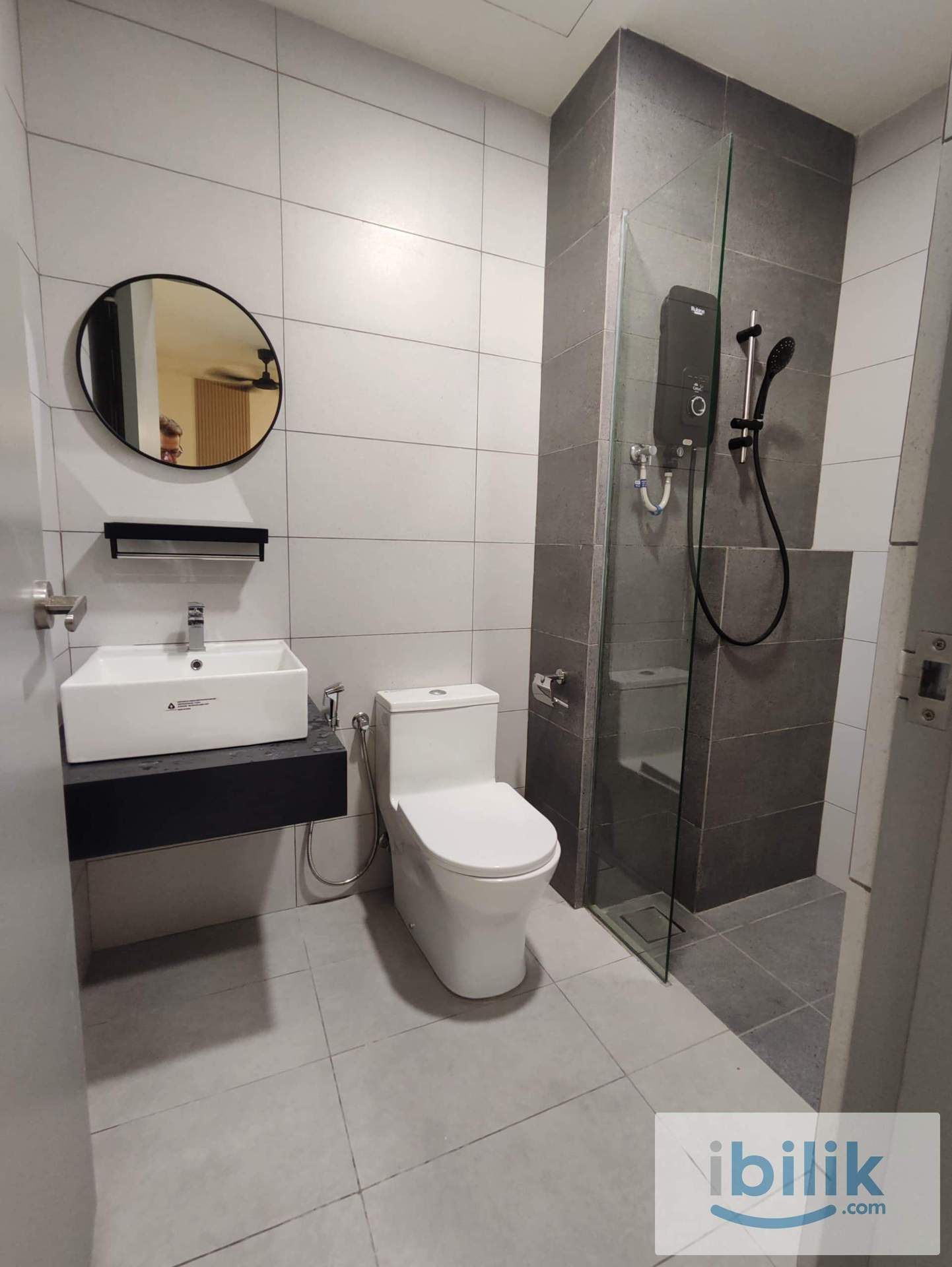 Newly completed fully furnished single room  - Image 6