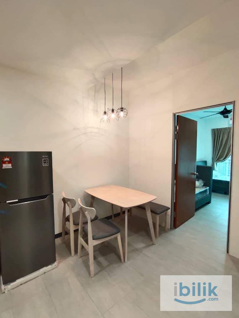 Middle Room - Image 6