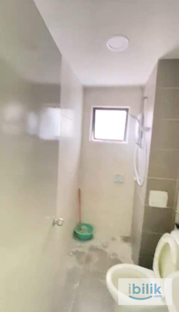 Master Room - Image 1