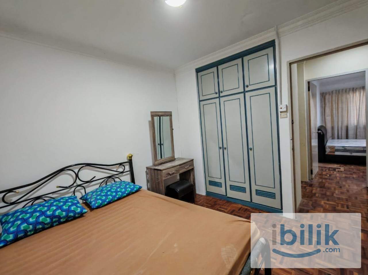 Queen Room for Rent! Located at Central Court Apartment, near MBKS - Image 2