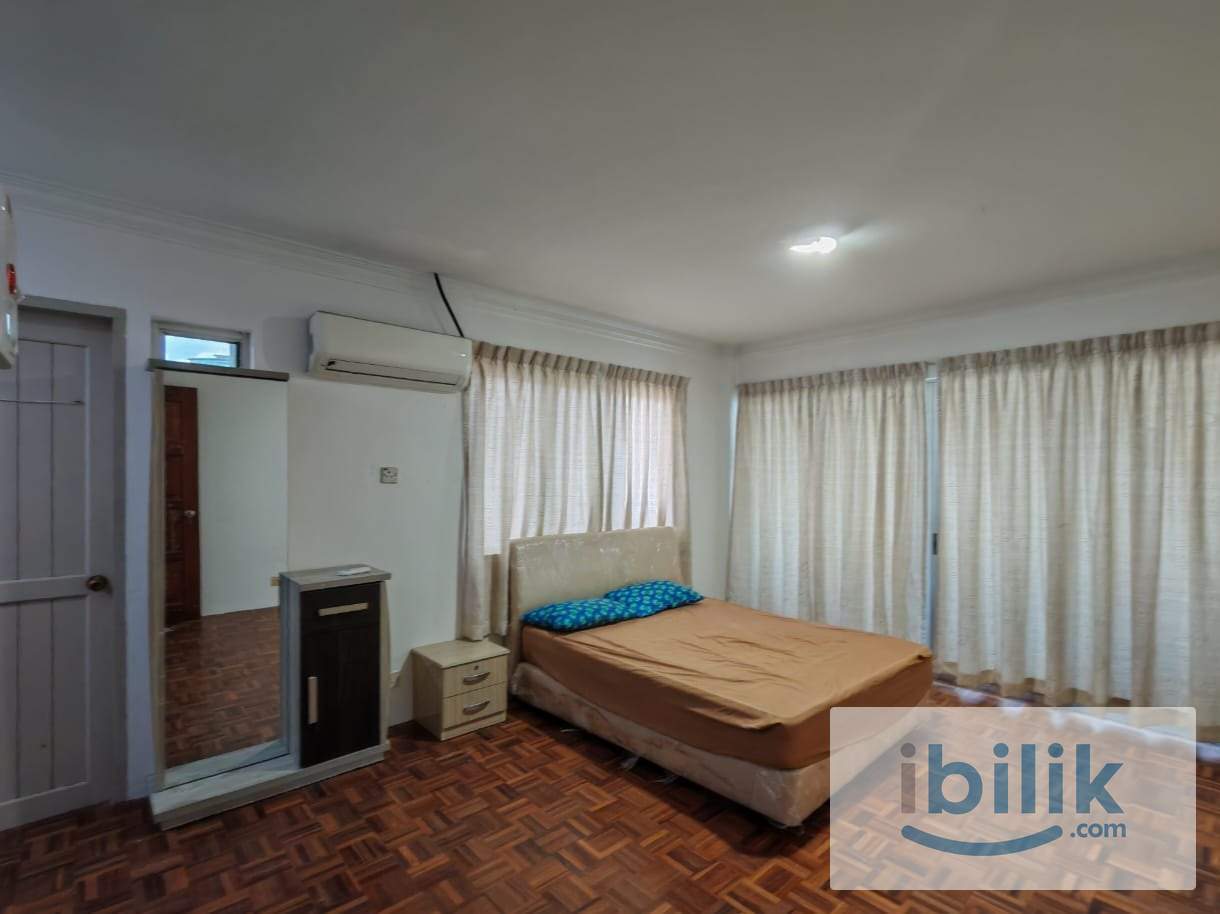 Master Room for Rent! Located at Central Court Apartment, near MBKS - Image 1