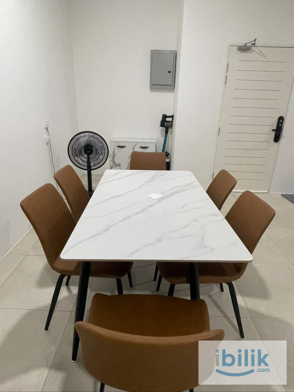 Room For Rent at Lumos Residence. Located at Jalan Ong Tiang Swee - Image 10