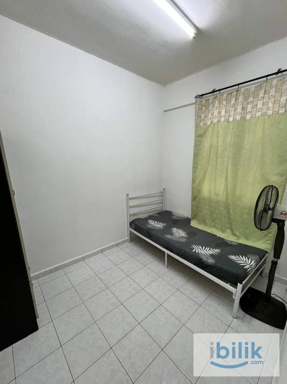 ROOM RENT GELUGOR BATU UBAN BAYAN BARU/LEPAS PENANG - Image 1