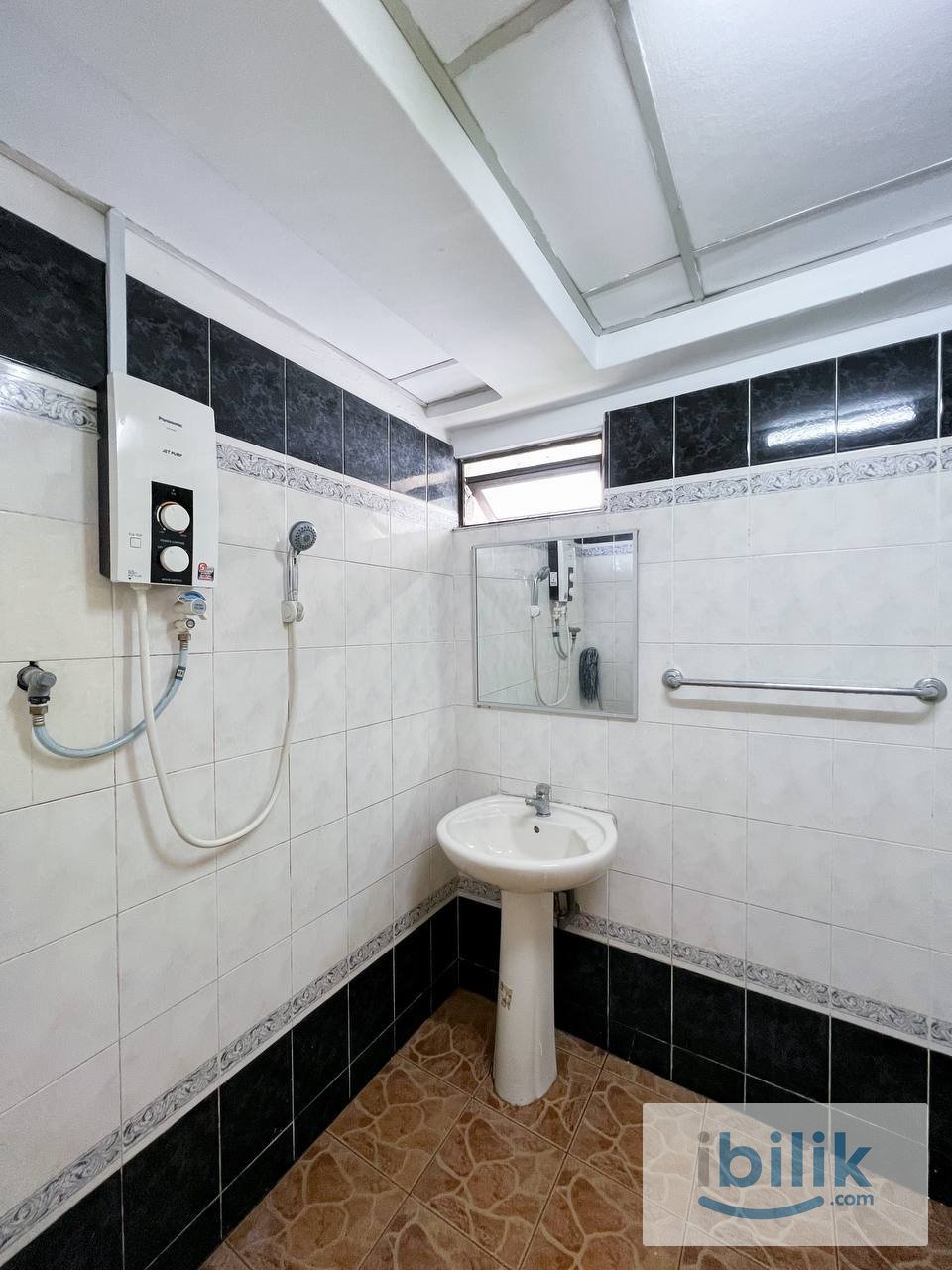 @BUKIT JALIL, Available Medium Room For Rent in 🏢VISTA KOMANWEL A - Image 6