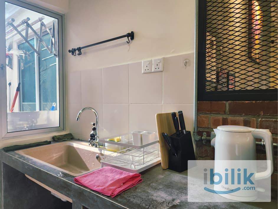Premium Master Bedroom Bangi, Southville City Room - Image 4