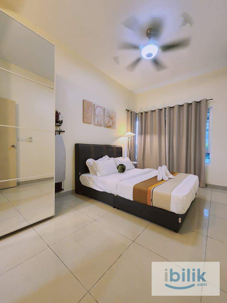 Premium Master Bedroom Bangi, Southville City Room - Image 6