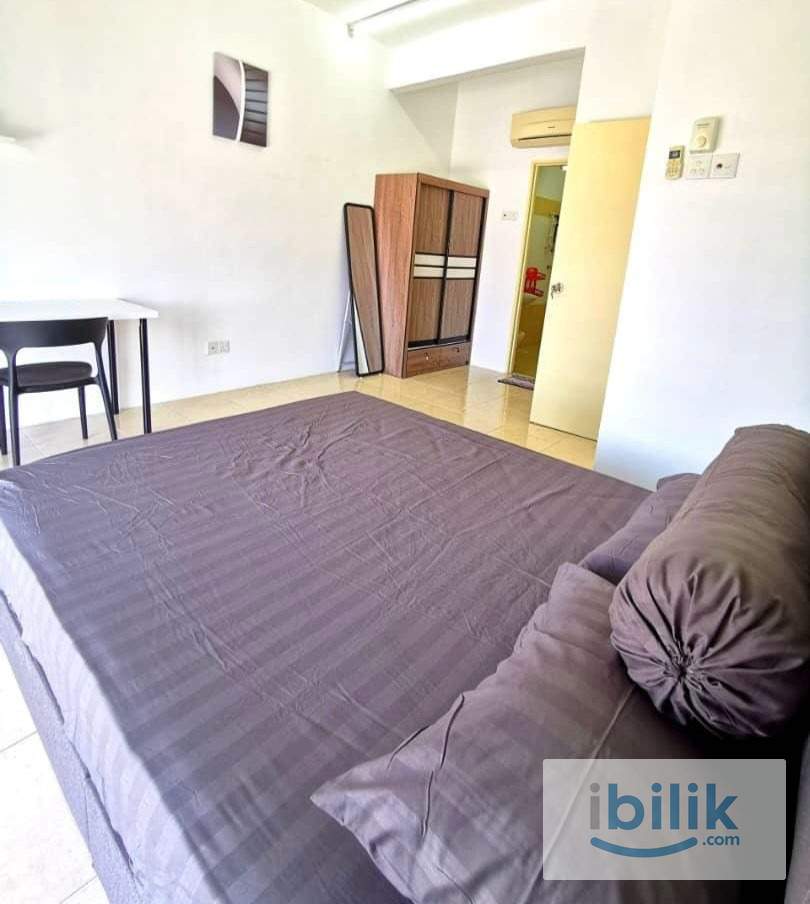 D'Piazza Condominium Master Room At Bayan Baru - Image 3