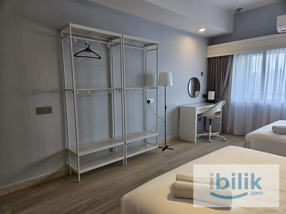 Spacious Studio Unit near MRT LRT Maluri - Image 7
