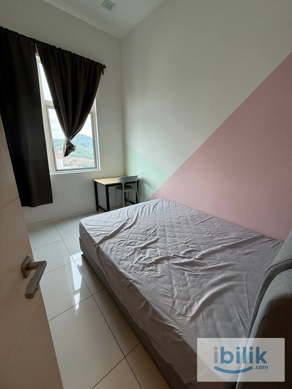 Fully Furnished Middle Room at Skypod, Bandar Puchong Jaya - Image 2