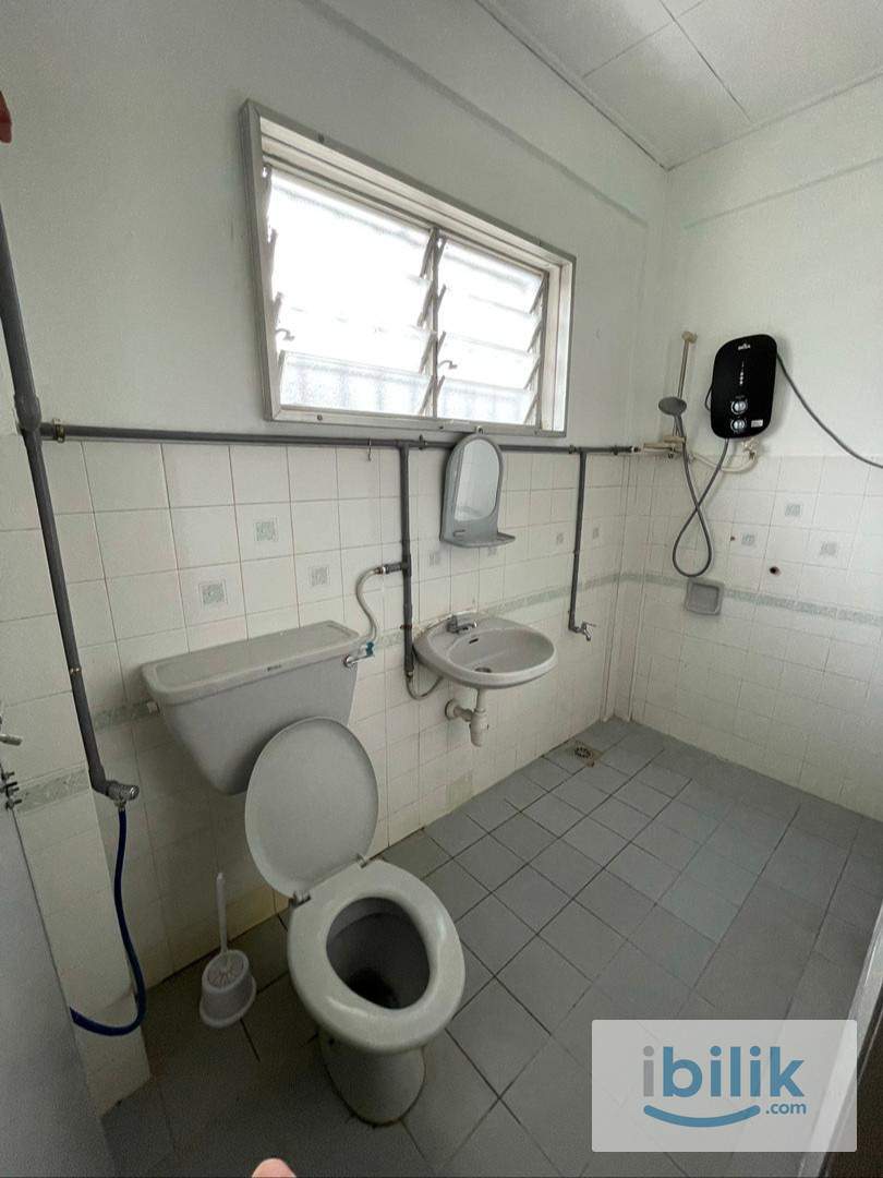 🏡 Chinese Mixed Unit Room @ PJS 9 | Walk to Sunway Pyramid & BRT - Image 4