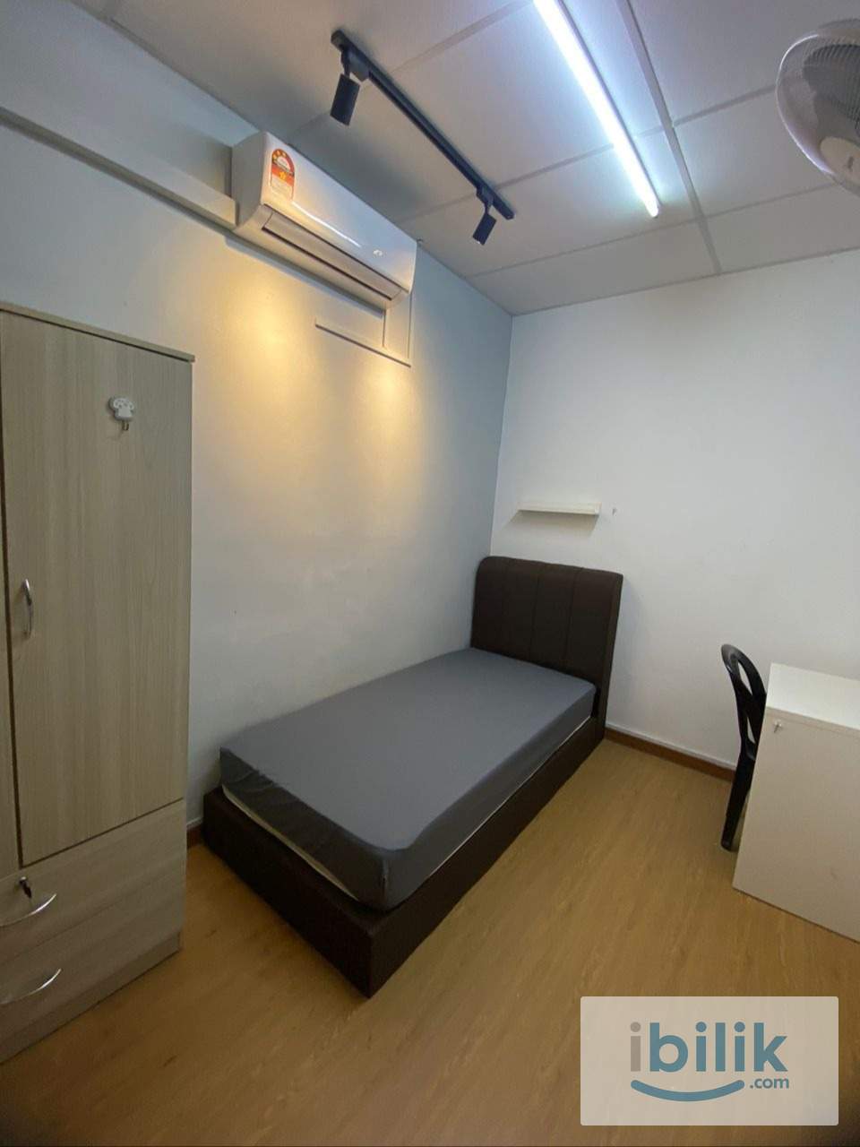 🏡 Chinese Mixed Unit Room @ PJS 9 | Walk to Sunway Pyramid & BRT - Image 6