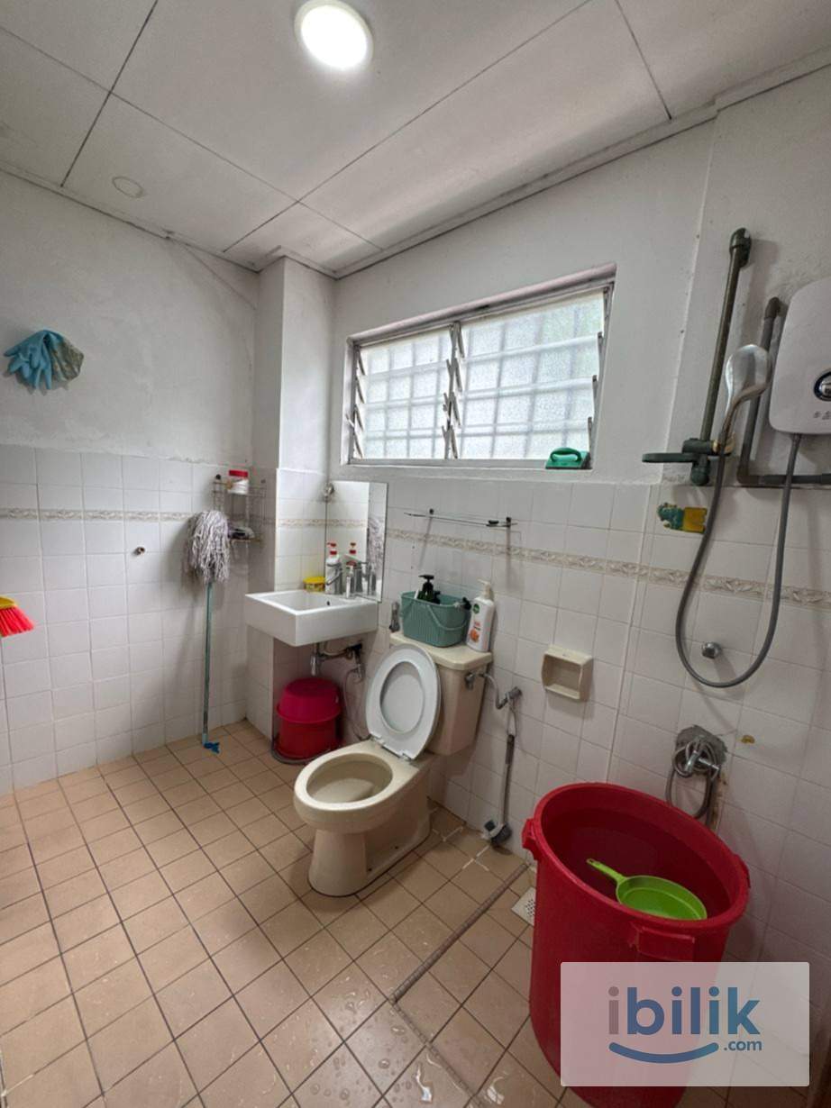 ✨ Clean & Quiet Room @ PJS 9 | Mixed Gender Unit | WiFi Included - Image 2