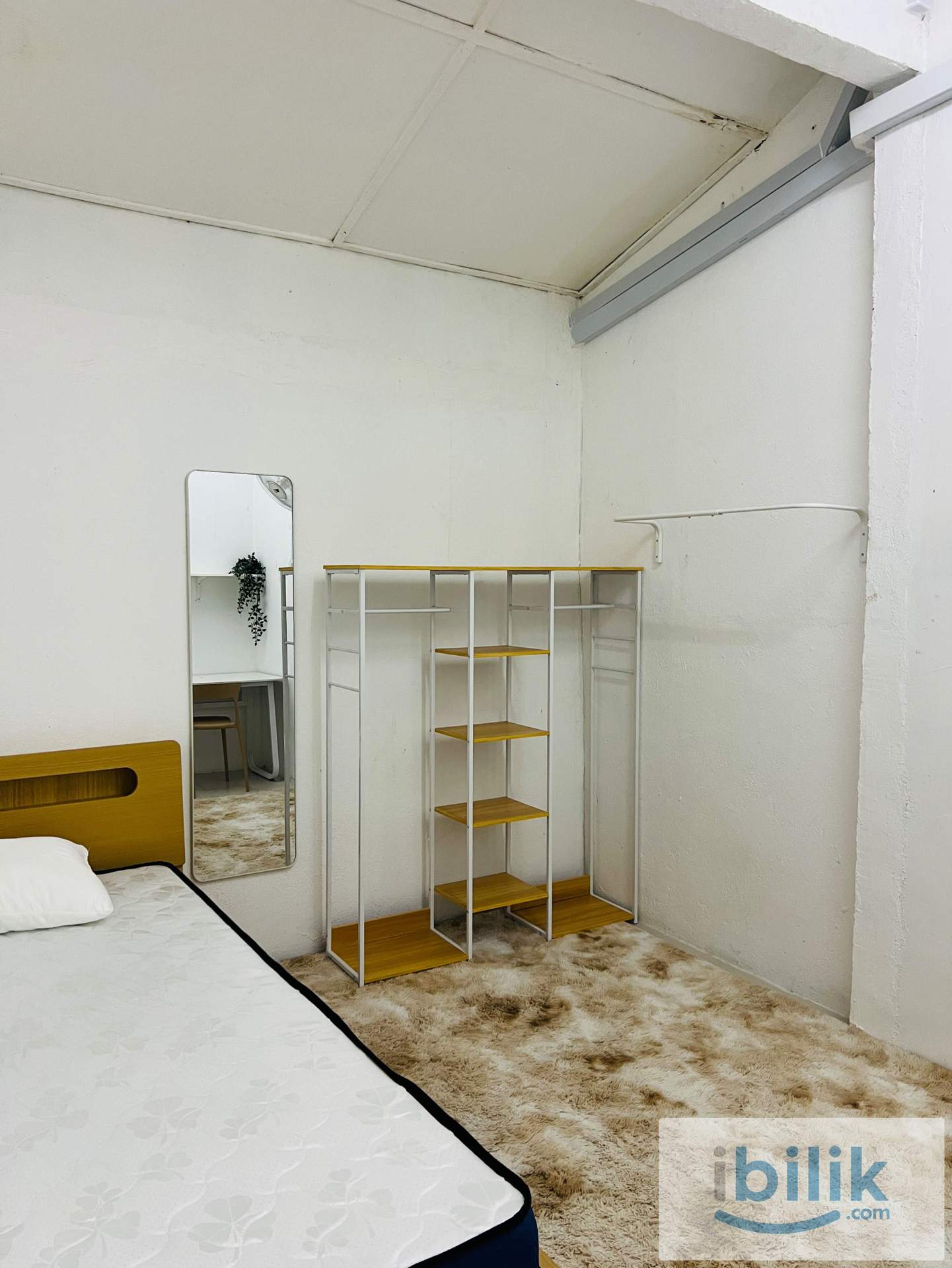 SINGLE ROOM 5 FULLY FURNISHED WITH AC - Image 4