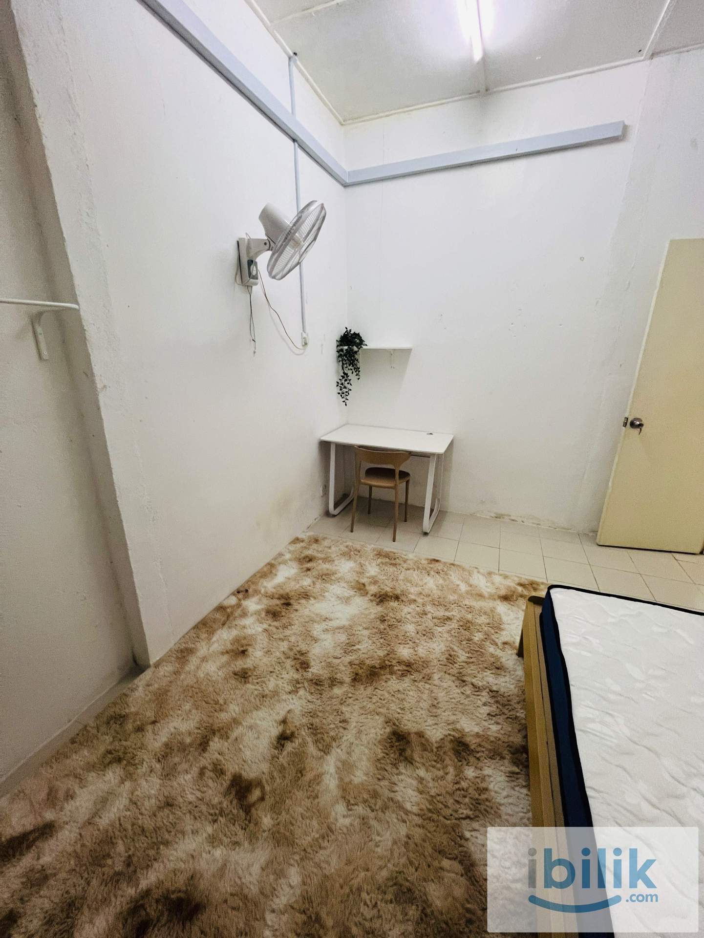SINGLE ROOM 5 FULLY FURNISHED WITH AC - Image 5