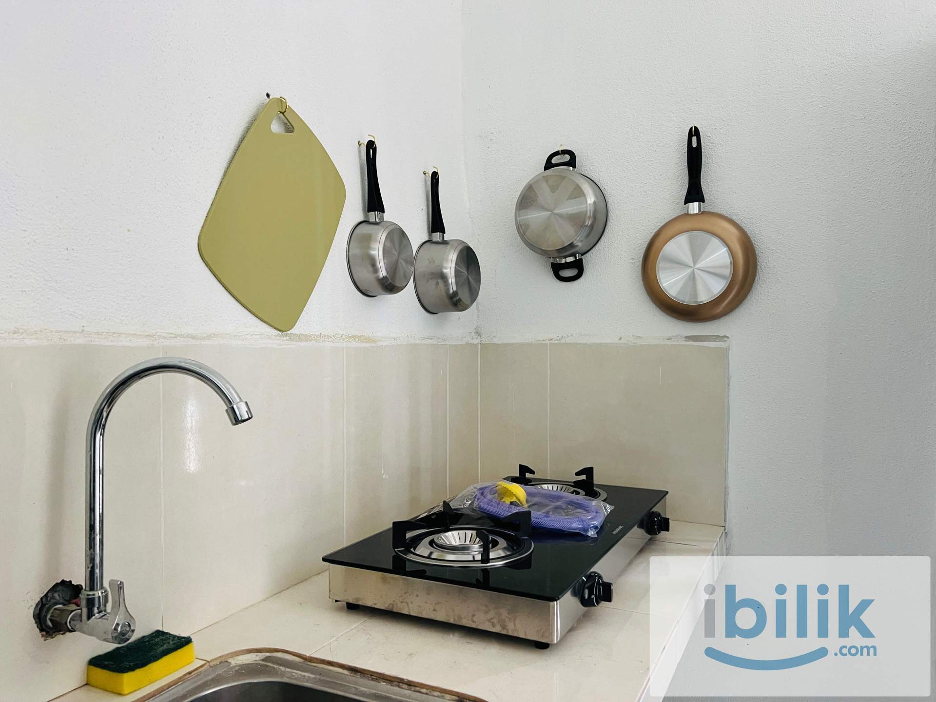 SINGLE ROOM 5 FULLY FURNISHED WITH AC - Image 8