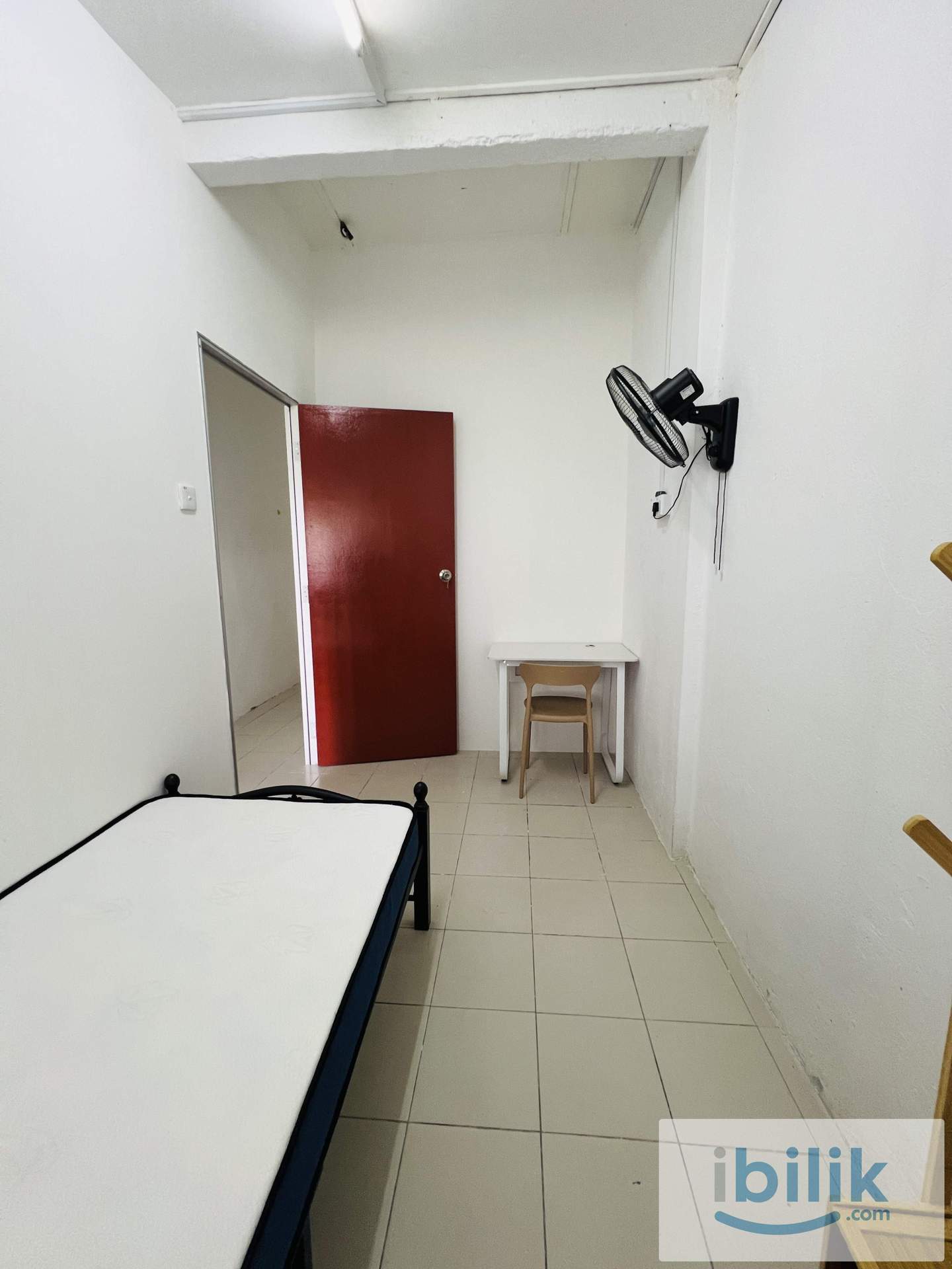 SINGLE ROOM 9 FULLY FURNISHED WITH FAN and WINDOW - Image 2