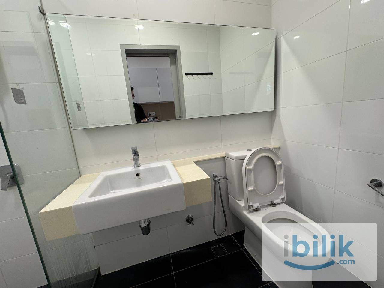 Fully Furnished Dual Key Studio - Image 3