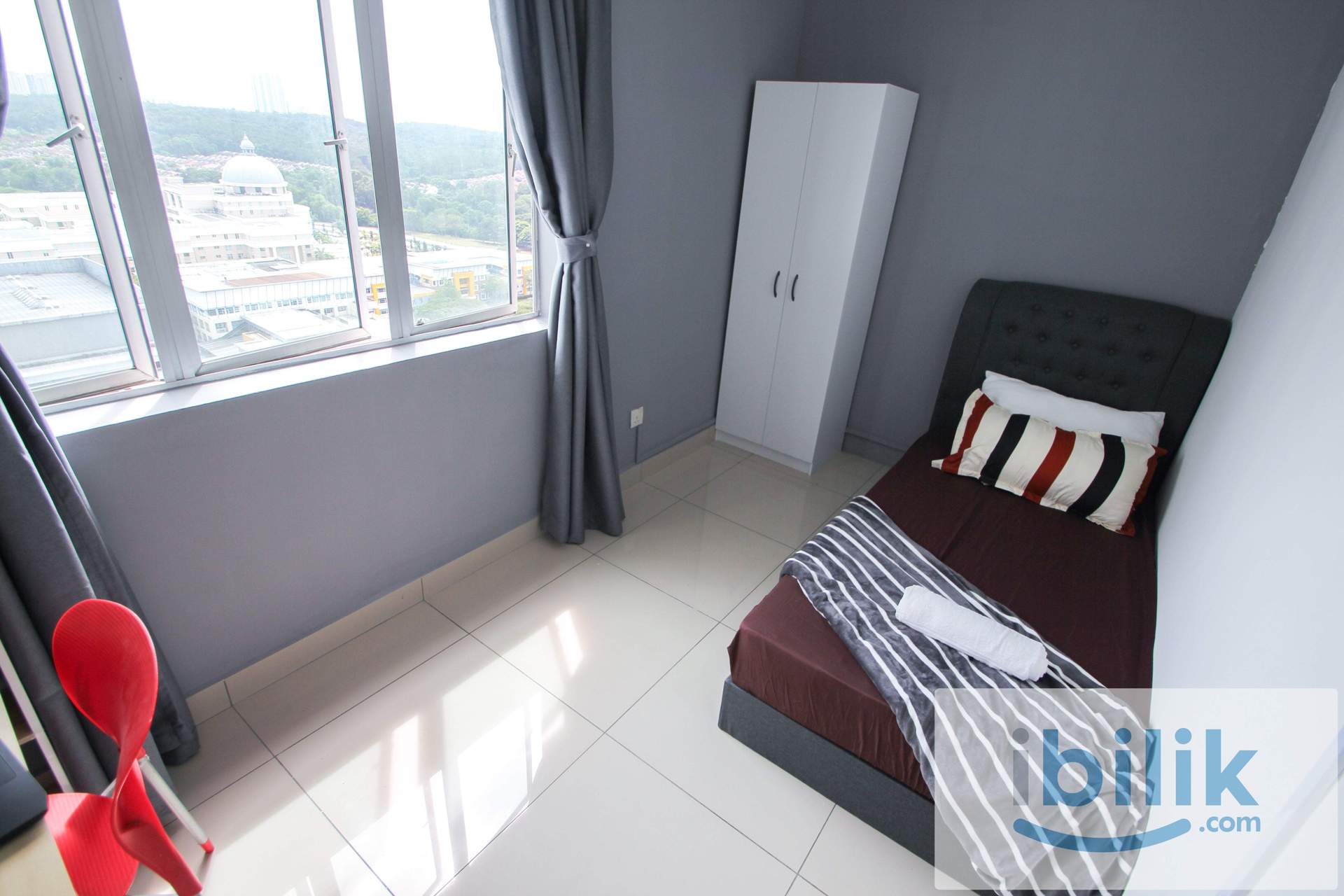  Single Room with window (Partition) - Image 1