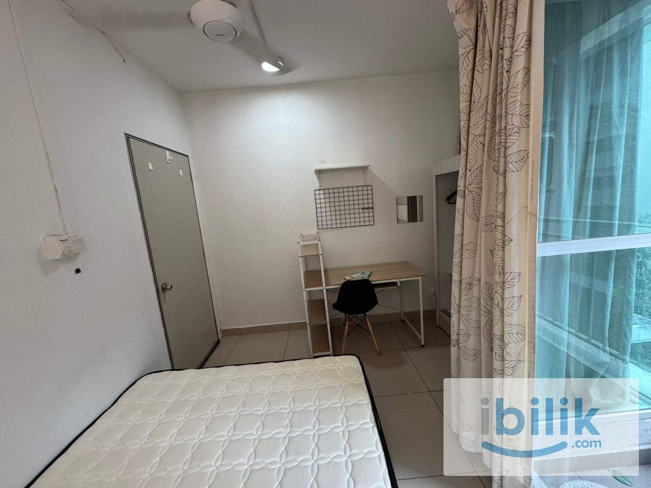Queen bed (balcony), AC - Image 4