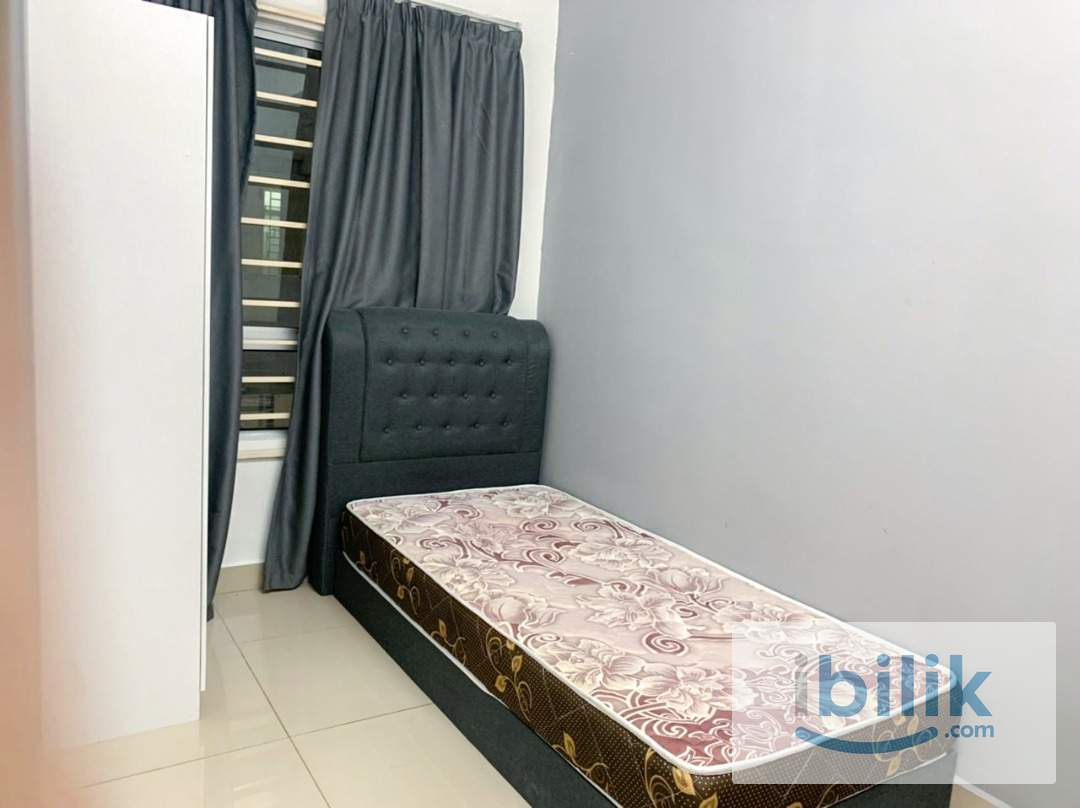 Single Room with window & ac - Image 2