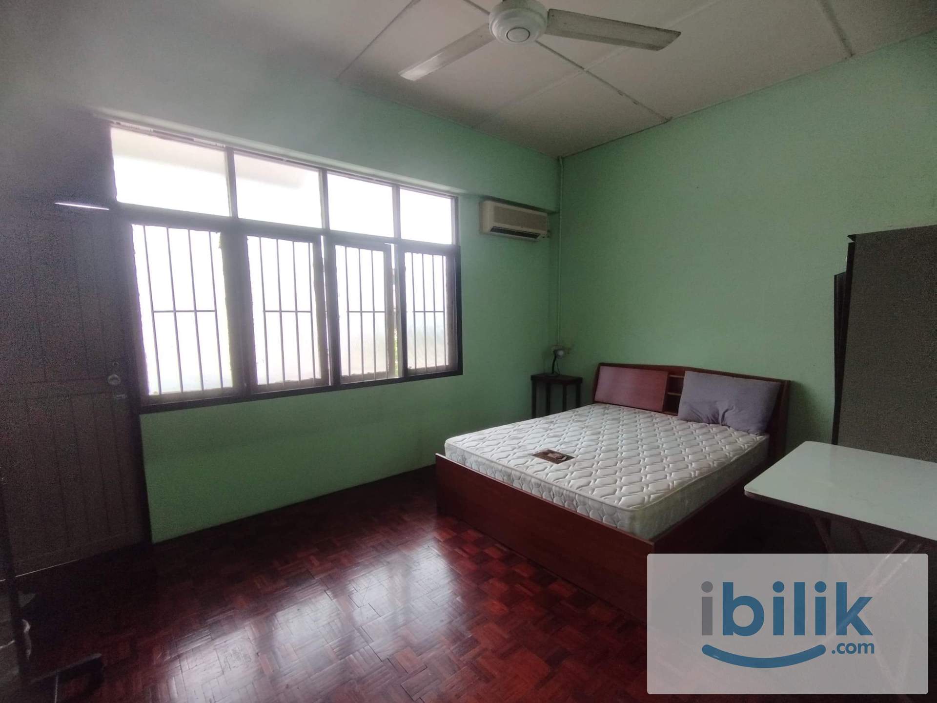 Master bedroom for rent near The Spring  - Image 2