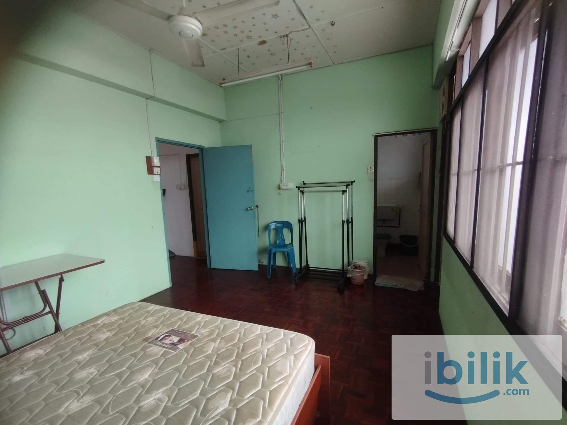 Master bedroom for rent near The Spring  - Image 3