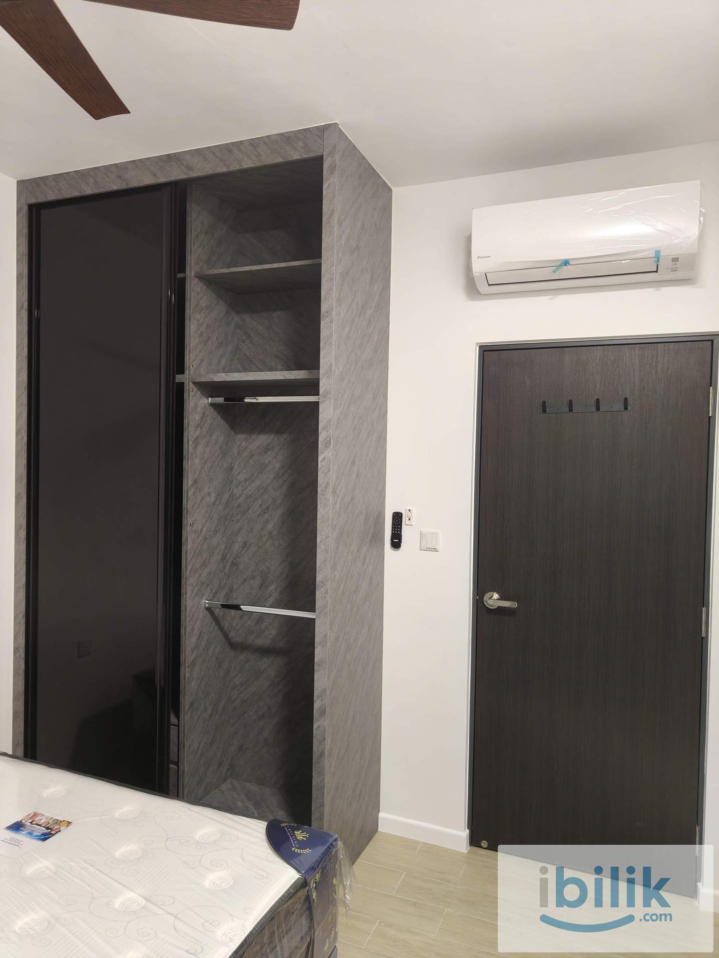 ✨🏠 Cozy Middle Bedroom for Rent (NO partition, NO agent) - Penang Batu Kawan - Image 6