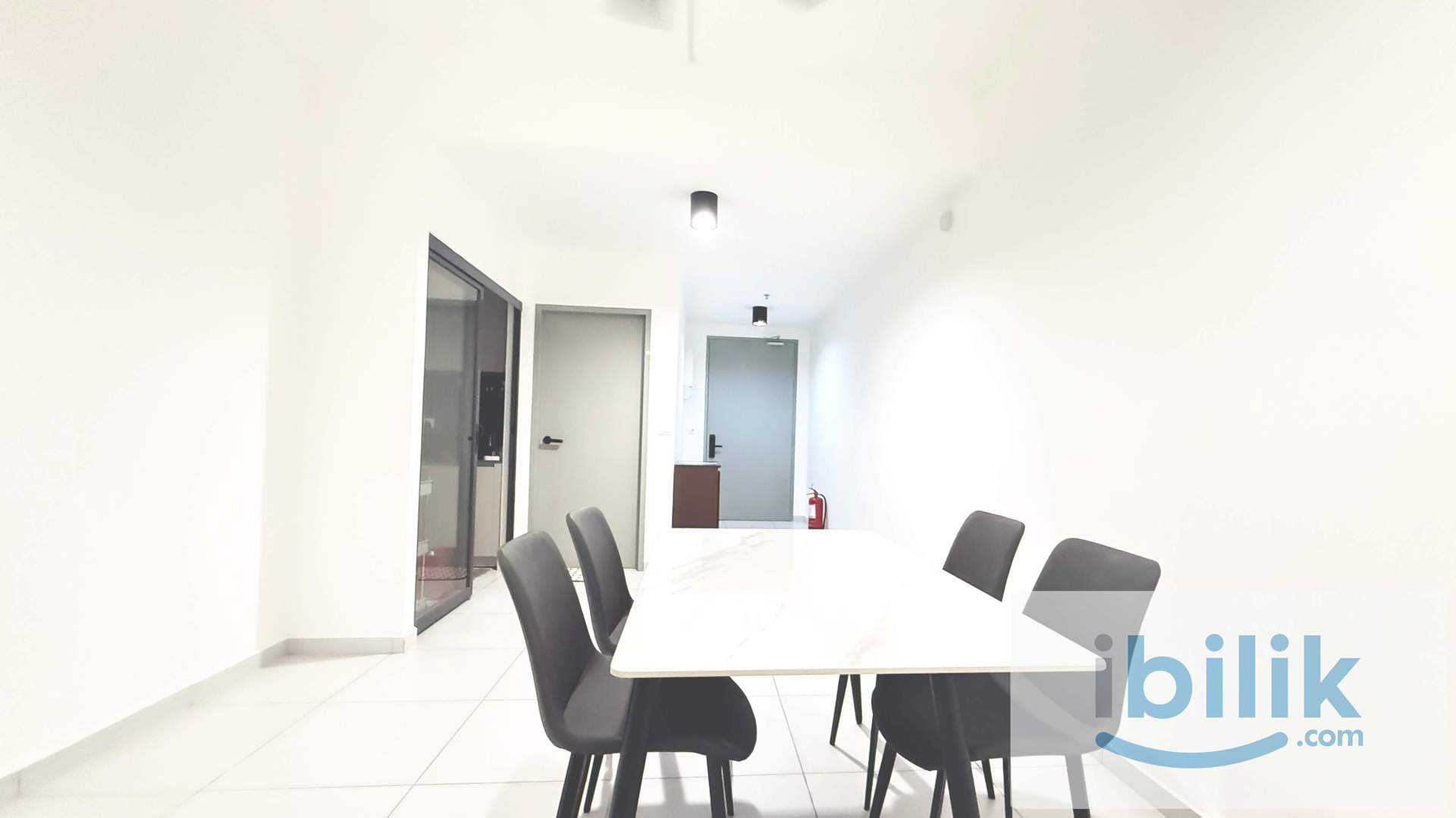 Cozy Chinese Middle Room @ Sinaran, Batu Kawan - Image 5