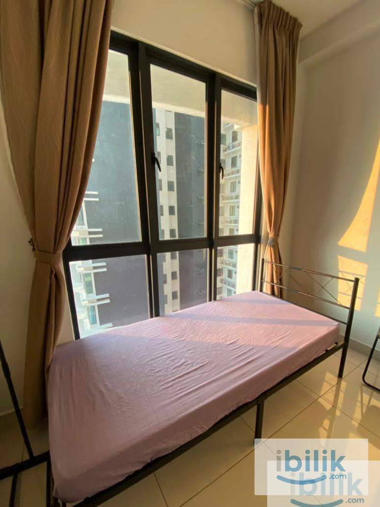 kl traders, medium room, aircon, free wifi, bed set, washing machine, fridge, - Image 2