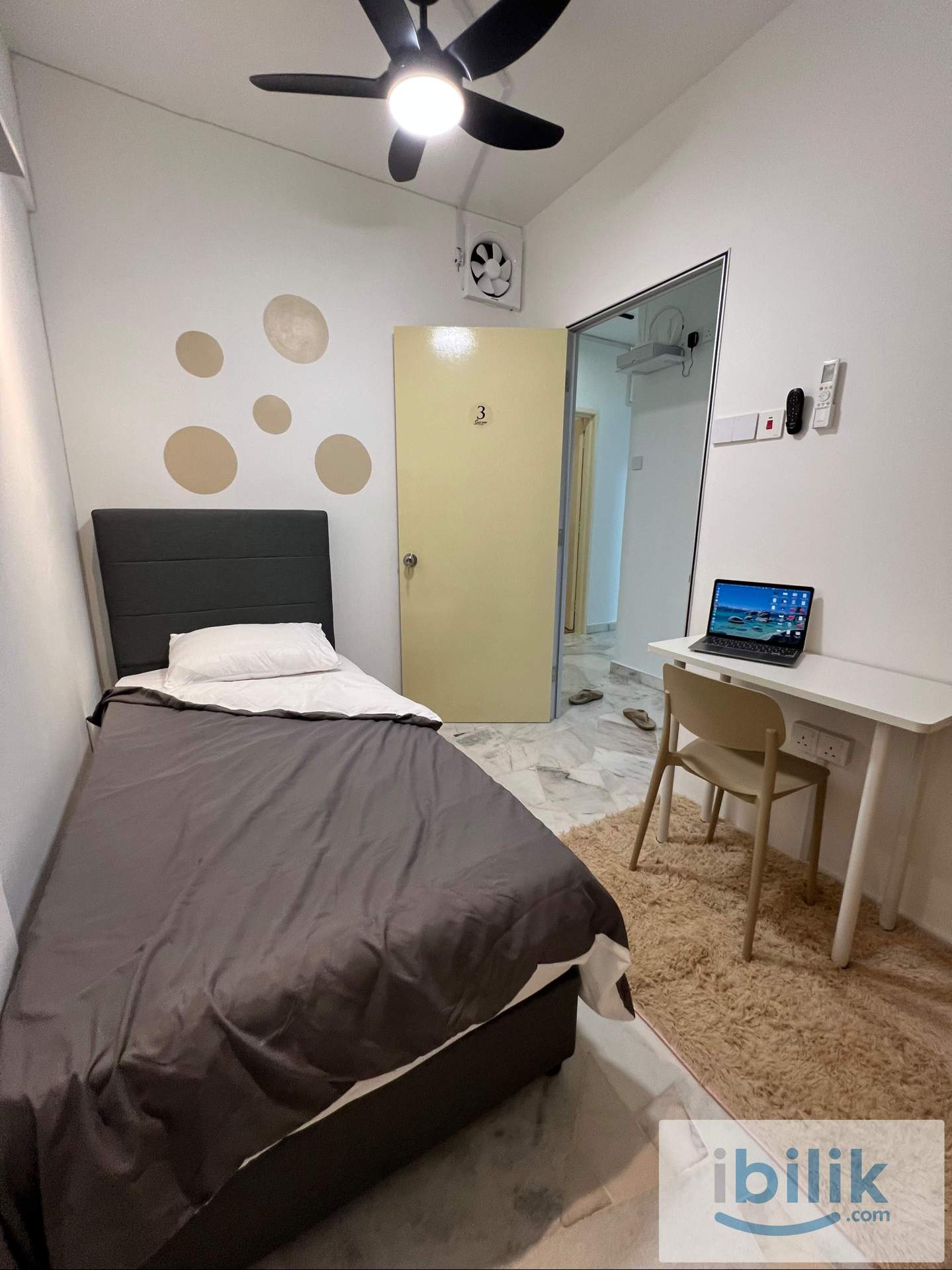 Single Room Danau Idaman Condo - Image 2