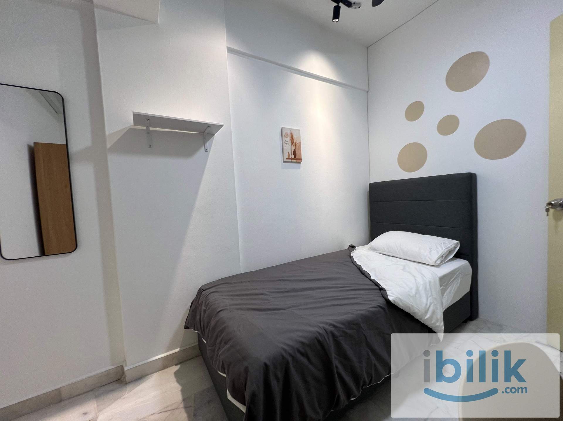 Single Room Danau Idaman Condo - Image 3