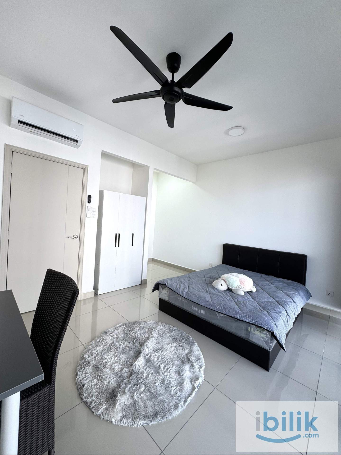  Sungai Ara master room for rental - Image 4