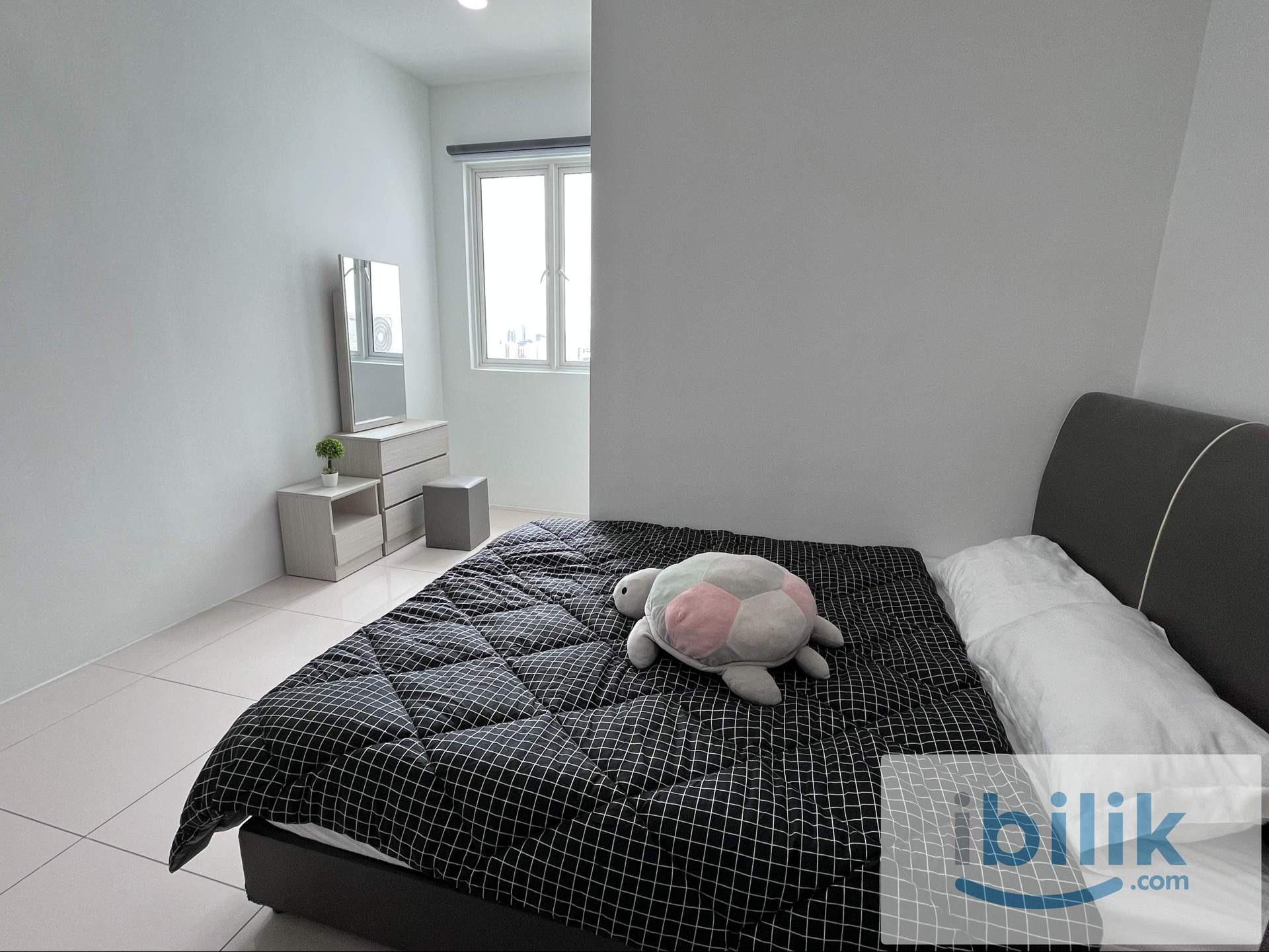 Master room for rental in Bayan Lepas - Image 4