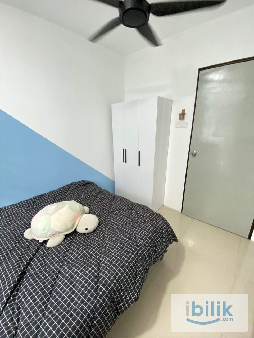 Medium room for rental in Sungai Ara - Image 2