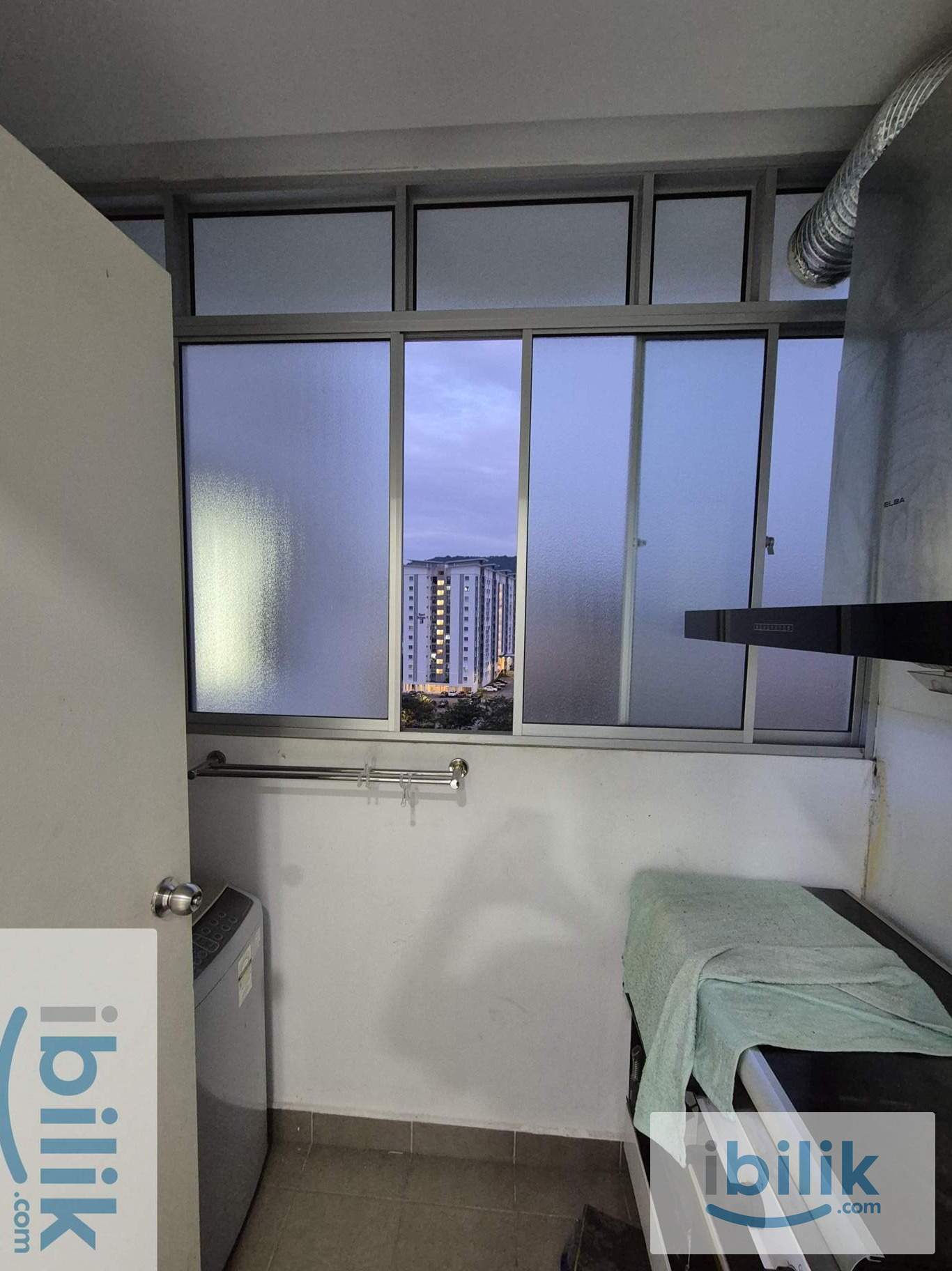 Middle/Small Room For Rent - Image 5