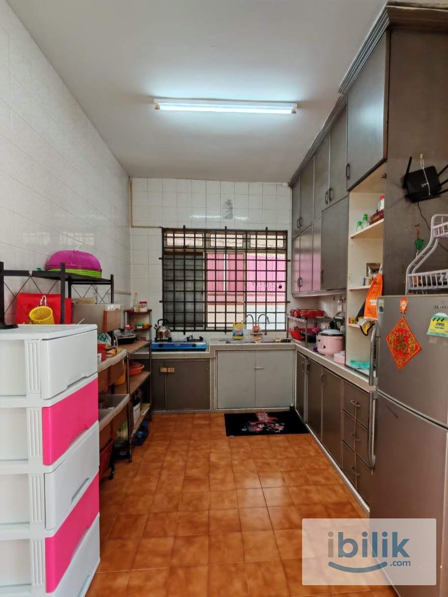 Master Room - Image 4