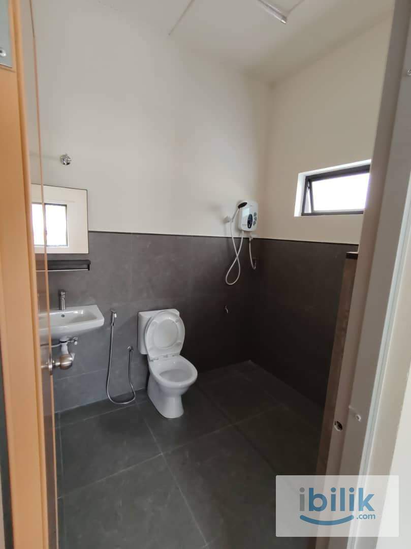 JB town Aread Room for Rent Johor Bahru - Image 6